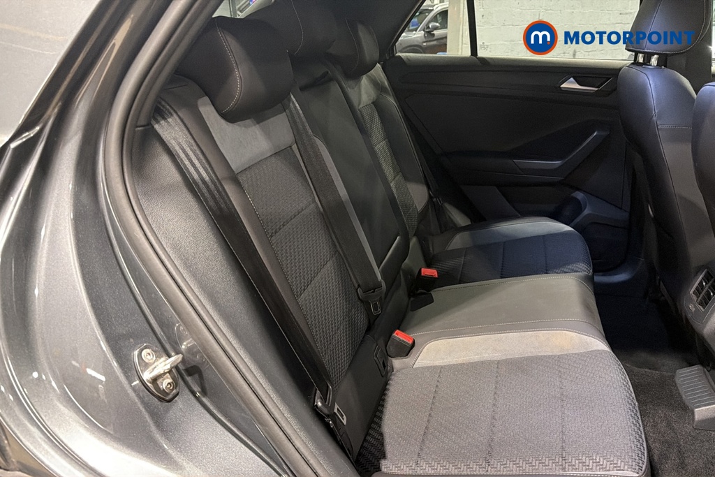 Volkswagen T-Roc R-Line Manual Diesel SUV - Stock Number (1688196) - 25th supplementary image