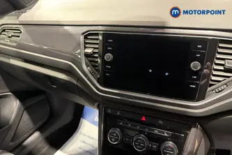 Volkswagen T-Roc R-Line Manual Diesel SUV - Stock Number (1688196) - 1st supplementary image