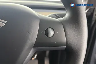 Tesla Model Y Long Range Automatic Electric SUV - Stock Number (1689586) - 3rd supplementary image