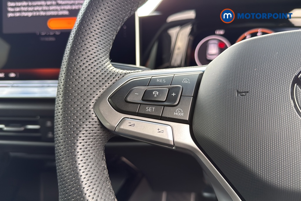 Volkswagen Golf R-Line Automatic Petrol Hatchback - Stock Number (1690080) - 4th supplementary image