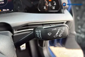 Volkswagen Golf R-Line Automatic Petrol Hatchback - Stock Number (1690080) - 6th supplementary image