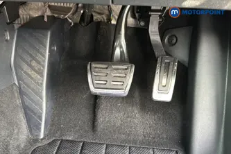 Volkswagen Golf R-Line Automatic Petrol Hatchback - Stock Number (1690080) - 24th supplementary image
