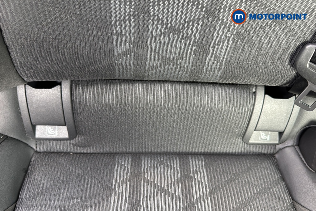 Volkswagen Golf R-Line Automatic Petrol Hatchback - Stock Number (1690080) - 27th supplementary image