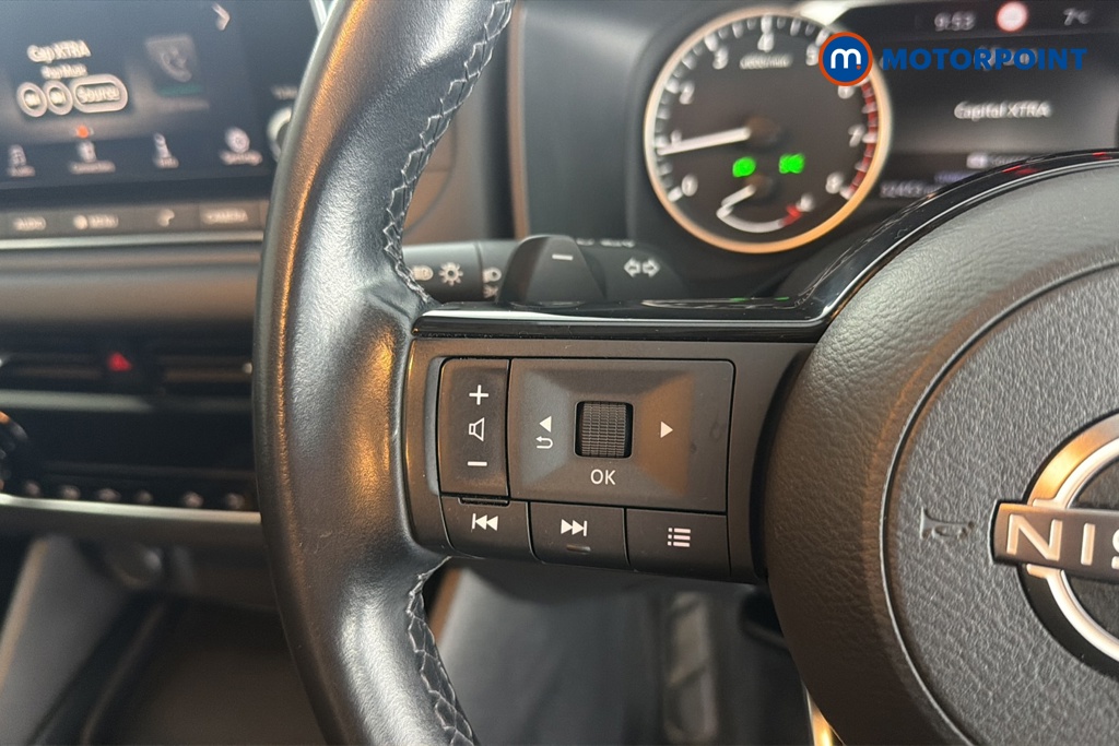 Nissan Qashqai Acenta Premium Automatic Petrol SUV - Stock Number (1690248) - 4th supplementary image