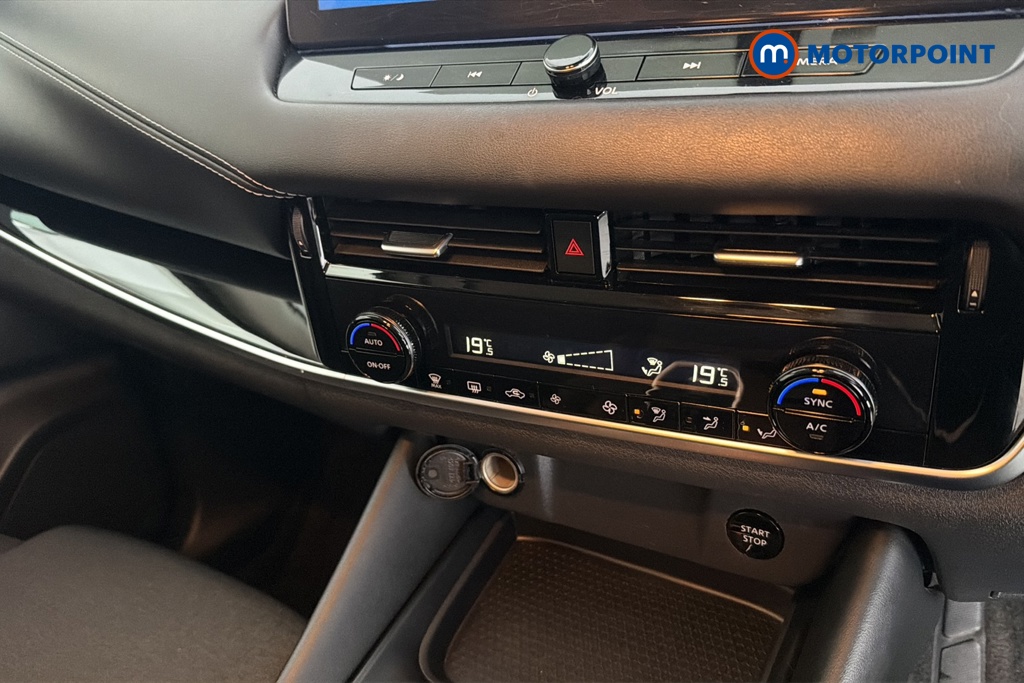 Nissan Qashqai N-Connecta Automatic Petrol-Electric Hybrid SUV - Stock Number (1690256) - 12th supplementary image