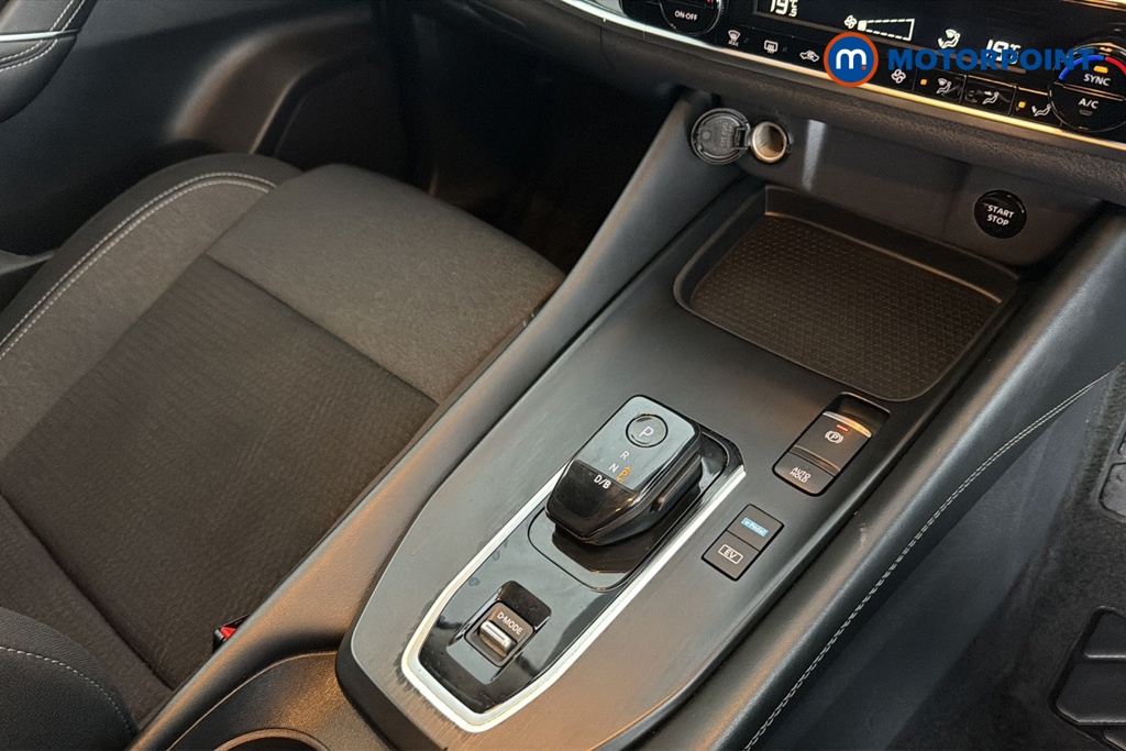 Nissan Qashqai N-Connecta Automatic Petrol-Electric Hybrid SUV - Stock Number (1690256) - 15th supplementary image