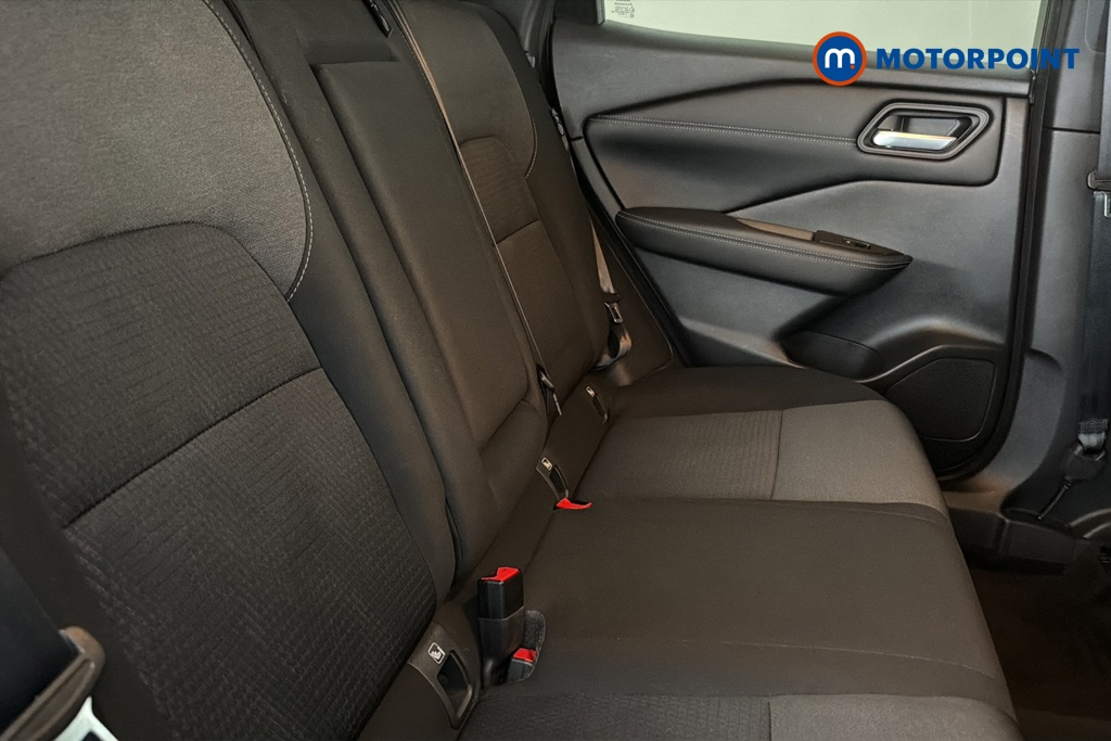 Nissan Qashqai N-Connecta Automatic Petrol-Electric Hybrid SUV - Stock Number (1690256) - 25th supplementary image