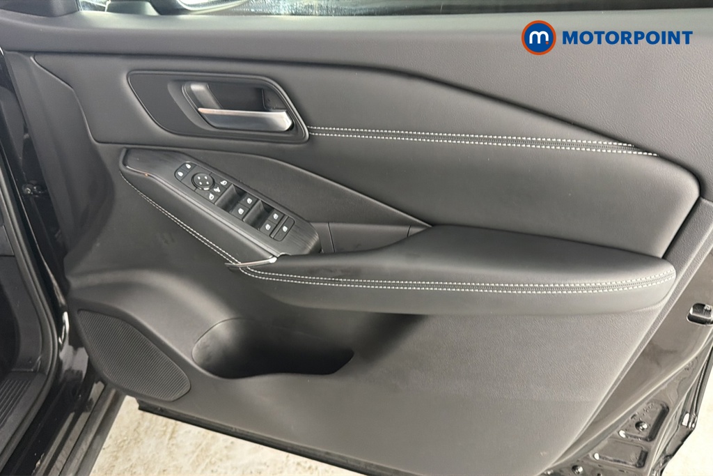 Nissan Qashqai N-Connecta Automatic Petrol-Electric Hybrid SUV - Stock Number (1690262) - 18th supplementary image