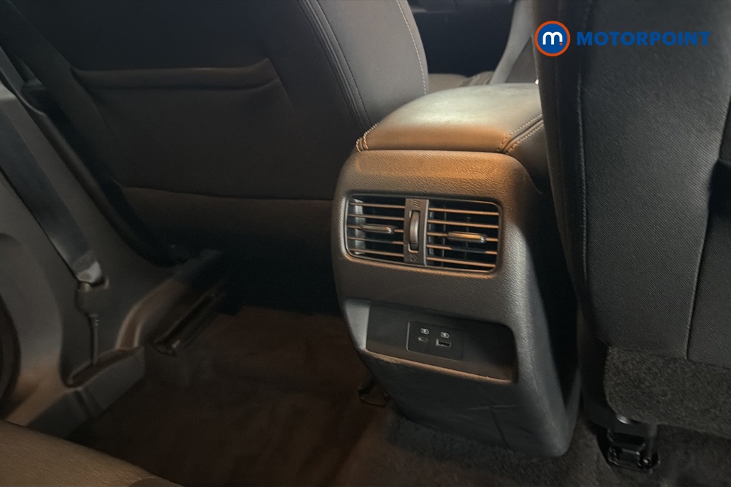 Nissan Qashqai N-Connecta Automatic Petrol-Electric Hybrid SUV - Stock Number (1690262) - 28th supplementary image