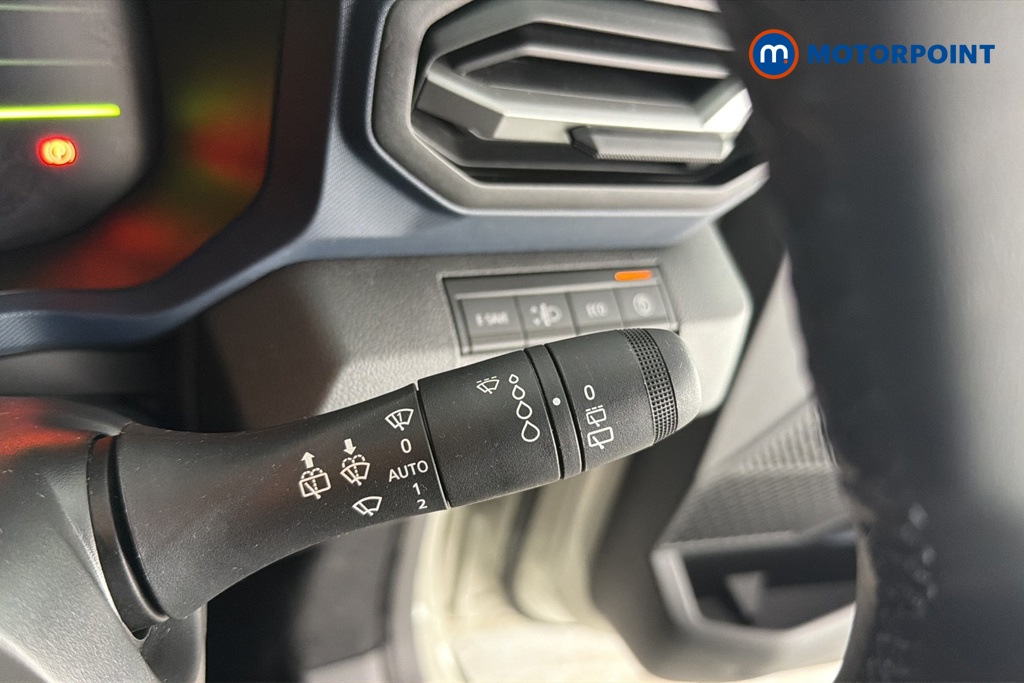Dacia Duster Journey Automatic Petrol-Electric Hybrid SUV - Stock Number (1690284) - 6th supplementary image