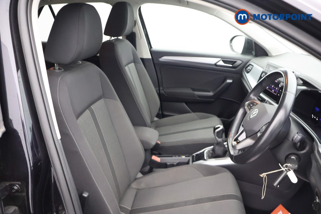 Volkswagen T-Roc Life Manual Petrol SUV - Stock Number (1652211) - 16th supplementary image