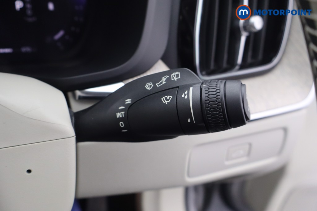 Volvo Xc60 Plus Automatic Petrol SUV - Stock Number (1679142) - 7th supplementary image