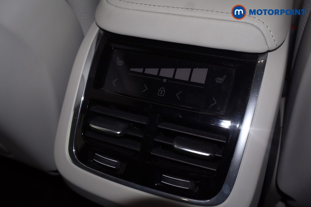 Volvo Xc60 Plus Automatic Petrol SUV - Stock Number (1679142) - 26th supplementary image