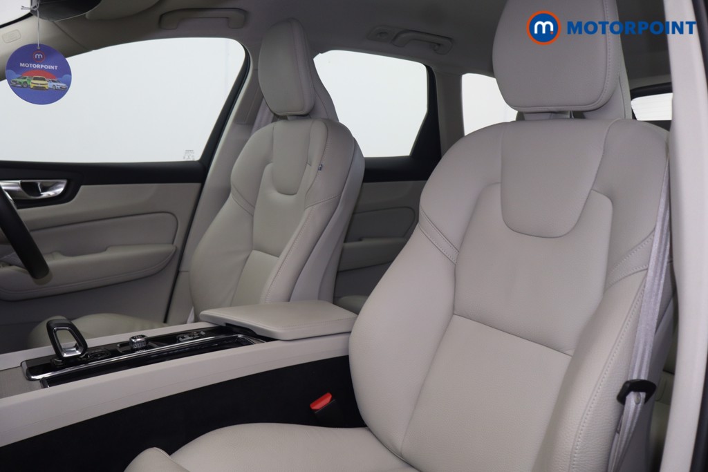 Volvo Xc60 Plus Automatic Petrol SUV - Stock Number (1679142) - 31st supplementary image