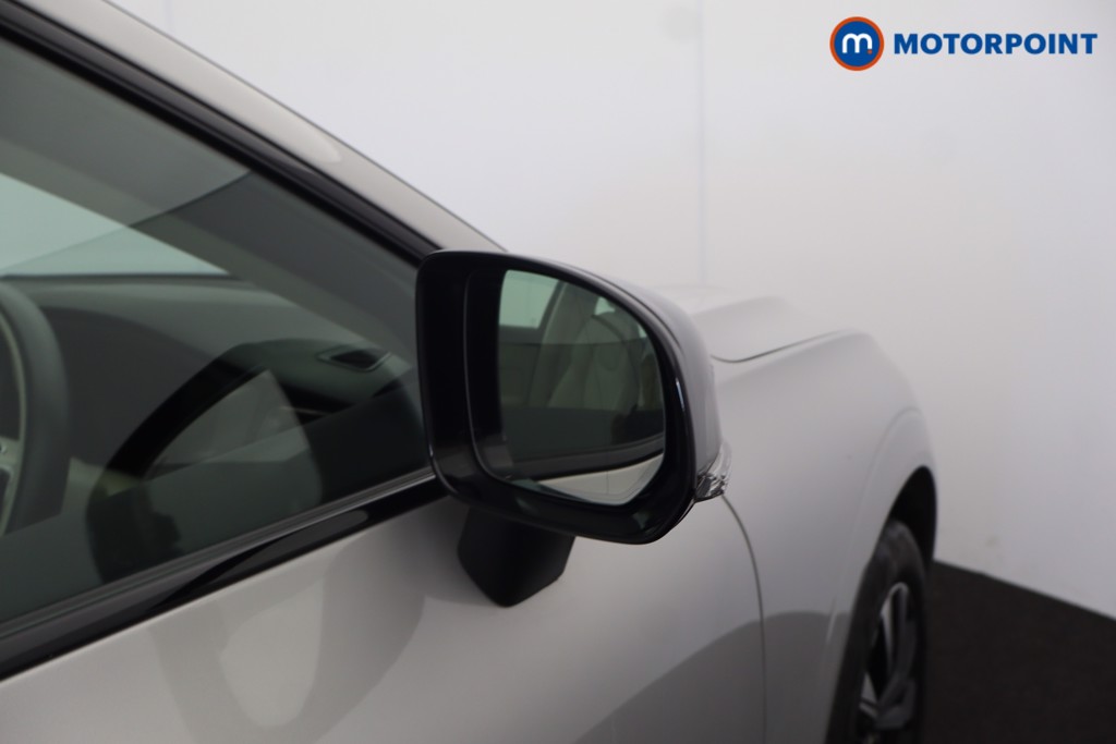 Volvo Xc60 Plus Automatic Petrol SUV - Stock Number (1679142) - 37th supplementary image