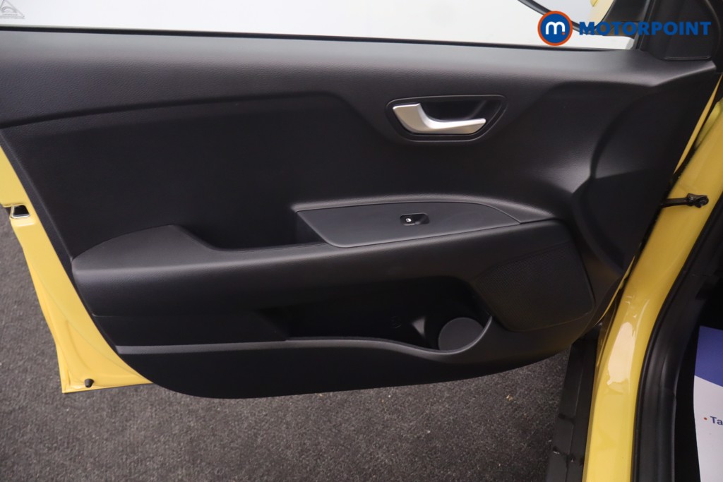 KIA Stonic 2 Automatic Petrol SUV - Stock Number (1679448) - 35th supplementary image