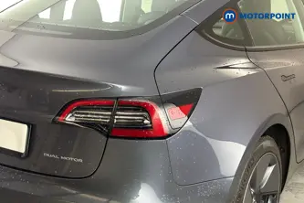 Tesla Model 3 Long Range Automatic Electric Saloon - Stock Number (1680851) - 36th supplementary image
