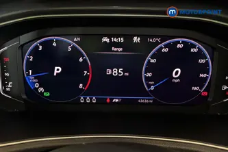 Volkswagen T-Roc R-Line Automatic Petrol SUV - Stock Number (1682188) - 7th supplementary image