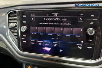 Volkswagen T-Roc R-Line Automatic Petrol SUV - Stock Number (1682188) - 8th supplementary image