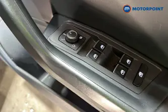 Volkswagen T-Roc R-Line Automatic Petrol SUV - Stock Number (1682188) - 19th supplementary image