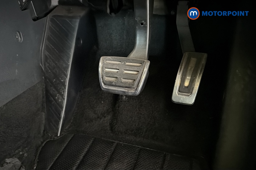 Volkswagen T-Roc R-Line Automatic Petrol SUV - Stock Number (1682188) - 24th supplementary image