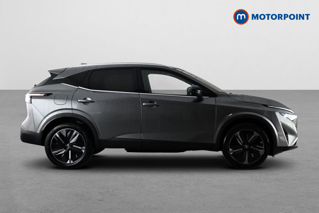 Nissan Qashqai Tekna Automatic Petrol SUV - Stock Number (1682656) - Passenger side