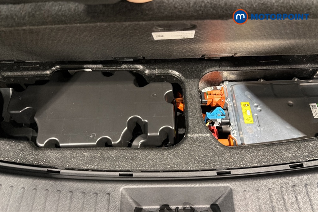 Chery Tiggo 8 Summit Automatic Petrol Plug-In Hybrid SUV - Stock Number (1682760) - 33rd supplementary image