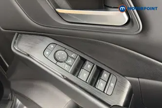 Nissan Qashqai N-Connecta Manual Petrol SUV - Stock Number (1683490) - 19th supplementary image