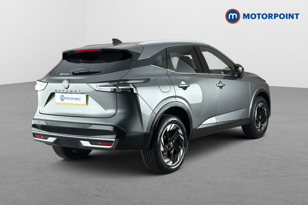 Nissan Qashqai N-Connecta Manual Petrol SUV - Stock Number (1683490) - Passenger side rear corner