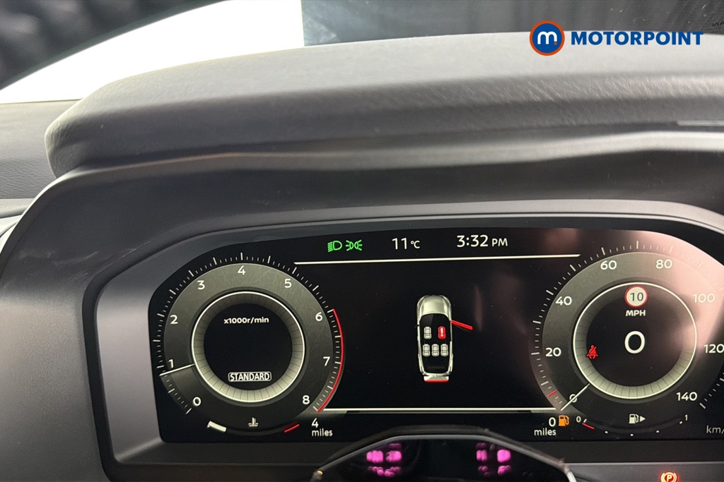 Nissan Qashqai N-Connecta Manual Petrol SUV - Stock Number (1683493) - 7th supplementary image