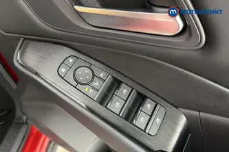 Nissan Qashqai N-Connecta Manual Petrol SUV - Stock Number (1683493) - 19th supplementary image