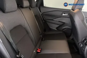 Nissan Qashqai N-Connecta Manual Petrol SUV - Stock Number (1683493) - 25th supplementary image