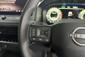 Nissan Qashqai Acenta Premium Manual Petrol SUV - Stock Number (1683497) - 4th supplementary image