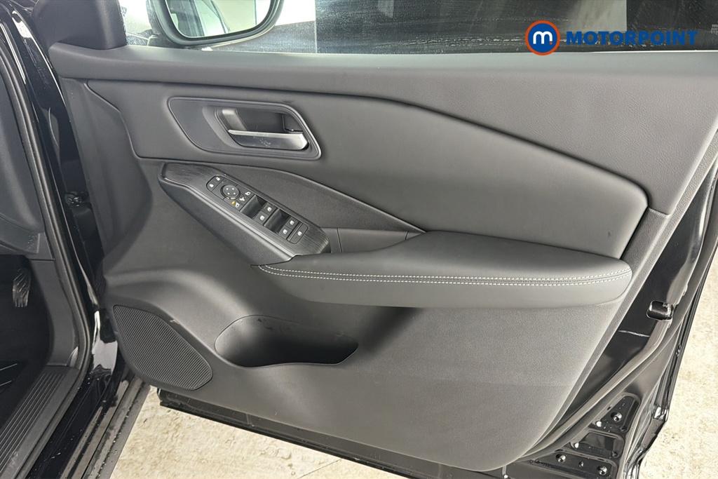 Nissan Qashqai Acenta Premium Manual Petrol SUV - Stock Number (1683497) - 18th supplementary image