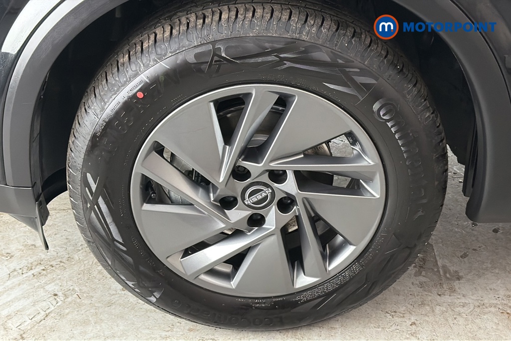 Nissan Qashqai Acenta Premium Manual Petrol SUV - Stock Number (1683497) - 44th supplementary image