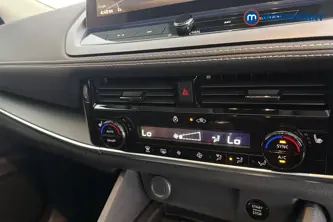 Nissan Qashqai N-Connecta Manual Petrol SUV - Stock Number (1683502) - 12th supplementary image