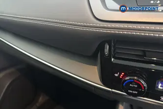 Nissan Qashqai N-Connecta Manual Petrol SUV - Stock Number (1683502) - 14th supplementary image
