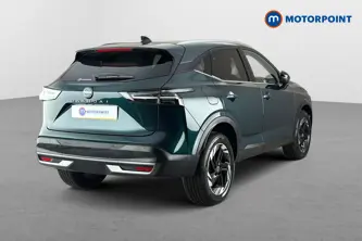 Nissan Qashqai N-Connecta Manual Petrol SUV - Stock Number (1683502) - Passenger side rear corner