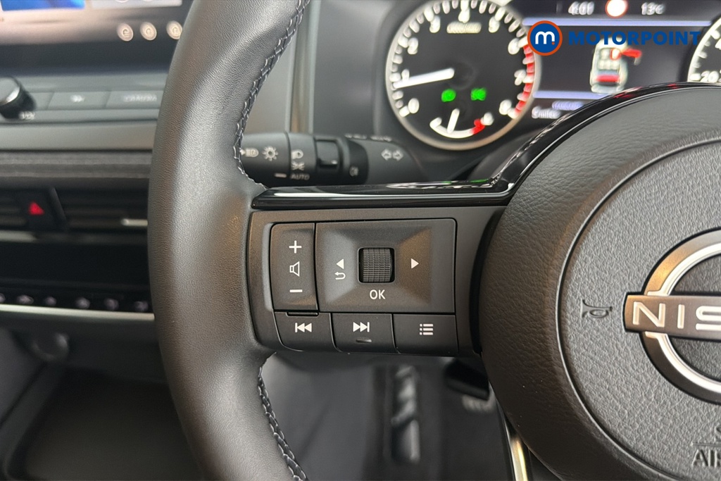 Nissan Qashqai Acenta Premium Manual Petrol SUV - Stock Number (1683503) - 4th supplementary image