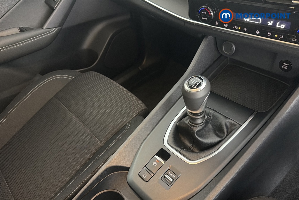 Nissan Qashqai Acenta Premium Manual Petrol SUV - Stock Number (1683503) - 15th supplementary image