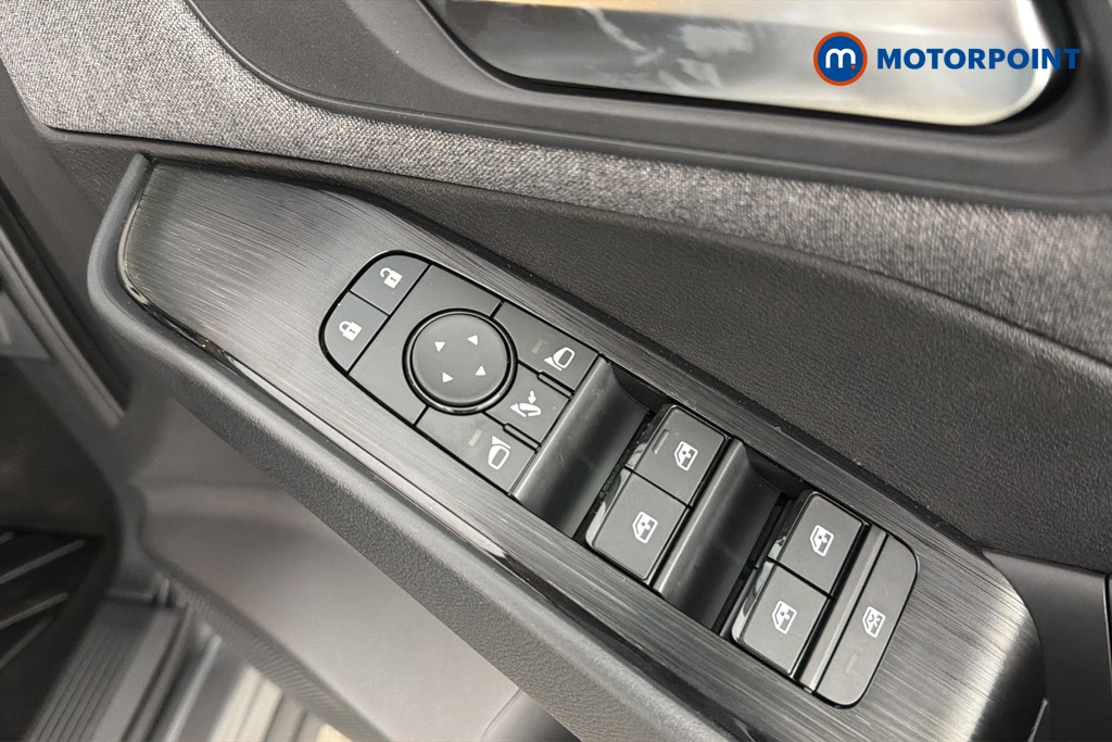 Nissan Qashqai Acenta Premium Manual Petrol SUV - Stock Number (1683503) - 19th supplementary image