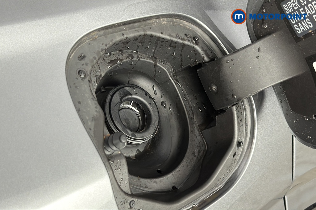 Nissan Qashqai Acenta Premium Manual Petrol SUV - Stock Number (1683503) - 41st supplementary image