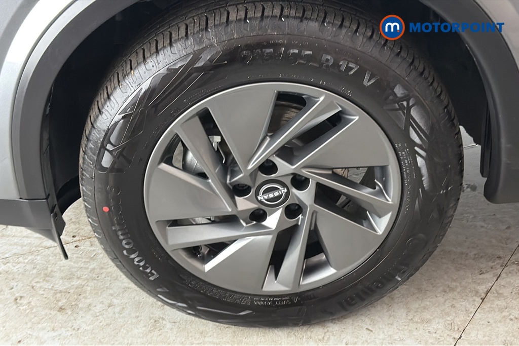 Nissan Qashqai Acenta Premium Manual Petrol SUV - Stock Number (1683503) - 44th supplementary image