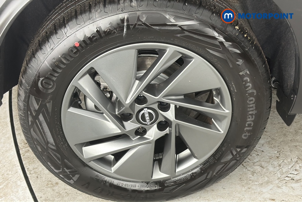 Nissan Qashqai Acenta Premium Manual Petrol SUV - Stock Number (1683503) - 46th supplementary image