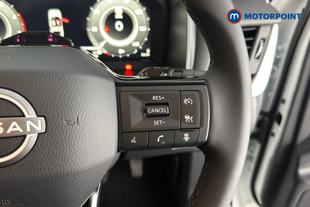 Nissan Qashqai Acenta Premium Manual Petrol SUV - Stock Number (1683504) - 3rd supplementary image