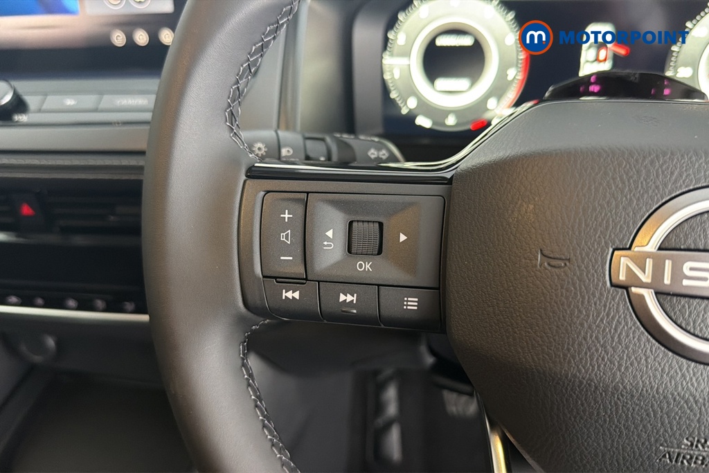Nissan Qashqai Acenta Premium Manual Petrol SUV - Stock Number (1683504) - 4th supplementary image