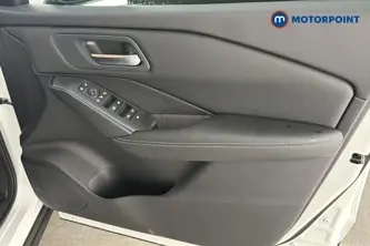 Nissan Qashqai Acenta Premium Manual Petrol SUV - Stock Number (1683504) - 18th supplementary image