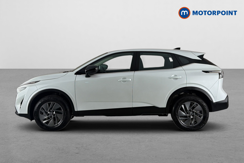 Nissan Qashqai Acenta Premium Manual Petrol SUV - Stock Number (1683504) - Drivers side