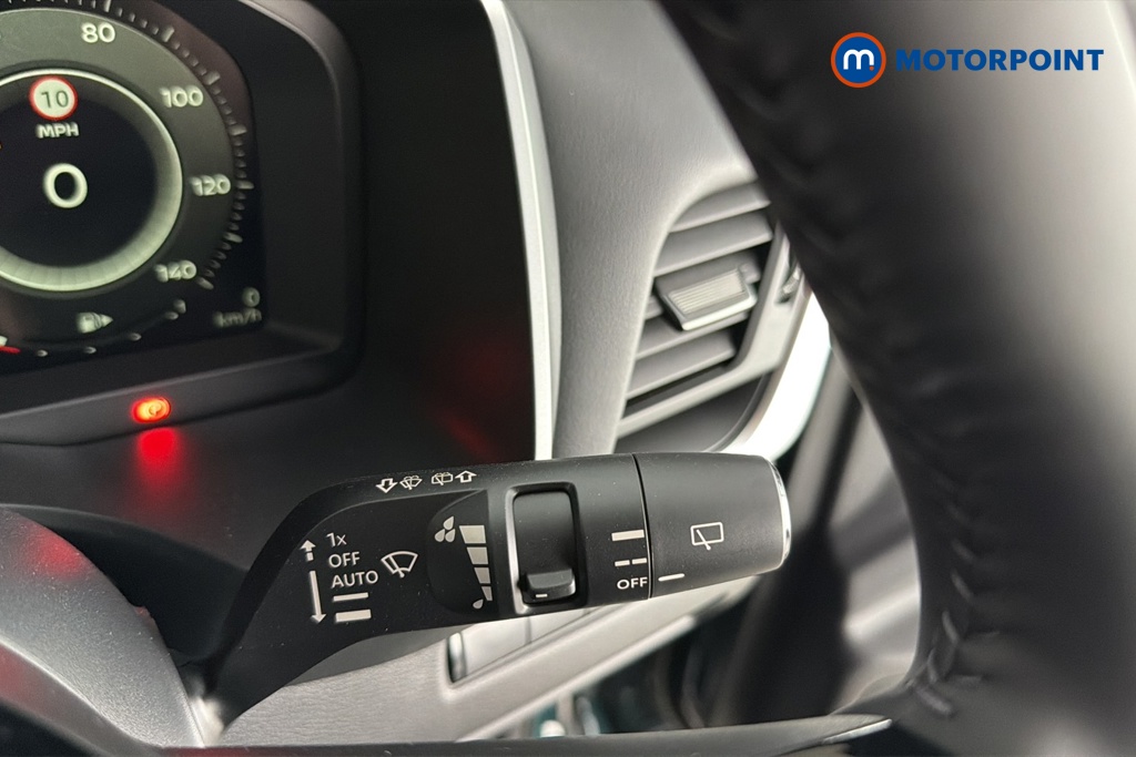 Nissan Qashqai N-Connecta Manual Petrol SUV - Stock Number (1683505) - 6th supplementary image