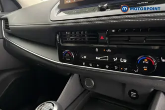 Nissan Qashqai N-Connecta Manual Petrol SUV - Stock Number (1683505) - 12th supplementary image